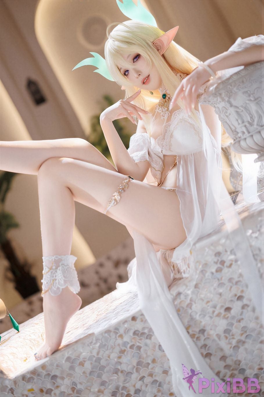 Cosplayer Fengjiang v azur lane Golden Lion PixiBB.COM 002