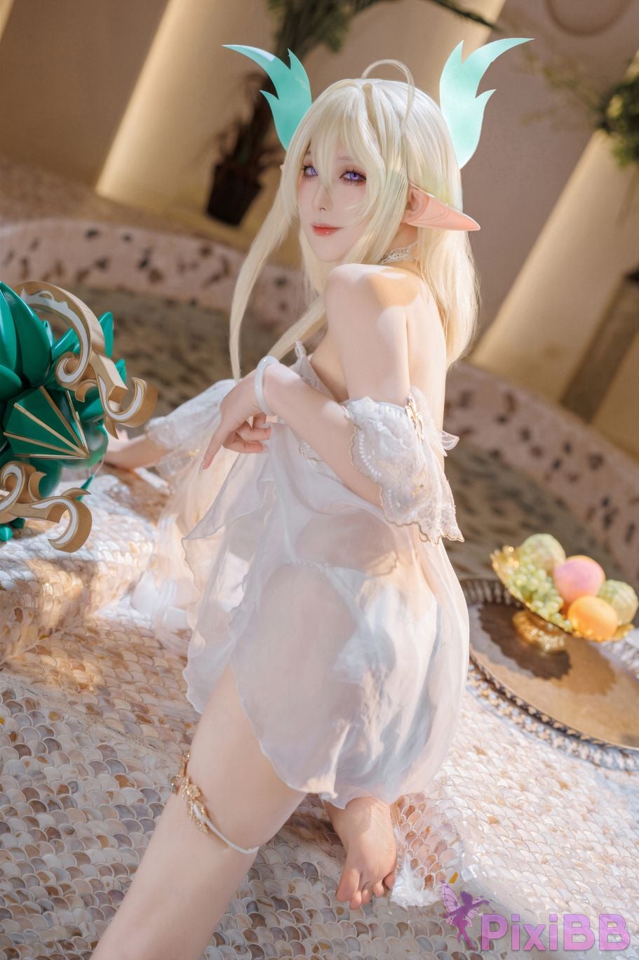 Cosplayer Fengjiang v azur lane Golden Lion PixiBB.COM 010