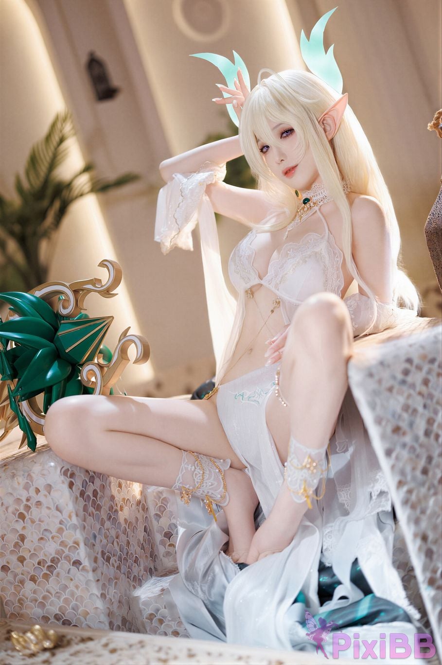 Cosplayer Fengjiang v azur lane Golden Lion PixiBB.COM 012