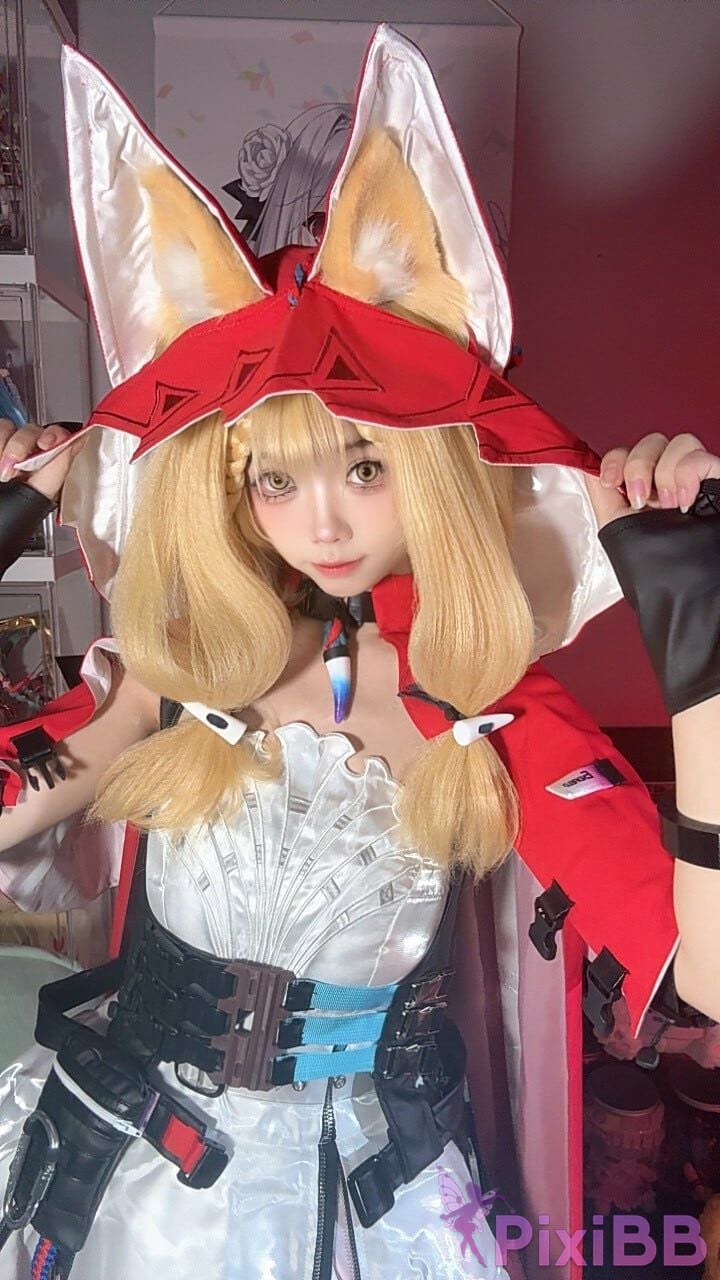 Cosplayer Quercus alba Shirly arknight Terminal Rosie PixiBB.COM 013