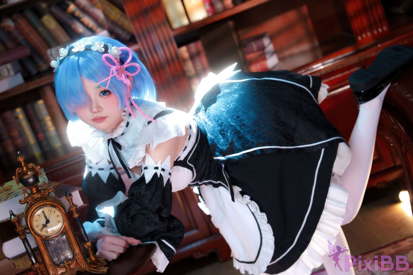 Cosplayer Young water bell coat Rem ReZero Re0 PixiBB.COM 012