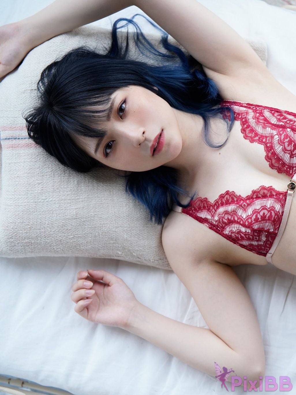 Japanese Idol Not too sweet The other side of Amatsu sama Young Champion Digigra PixiBB.COM 033