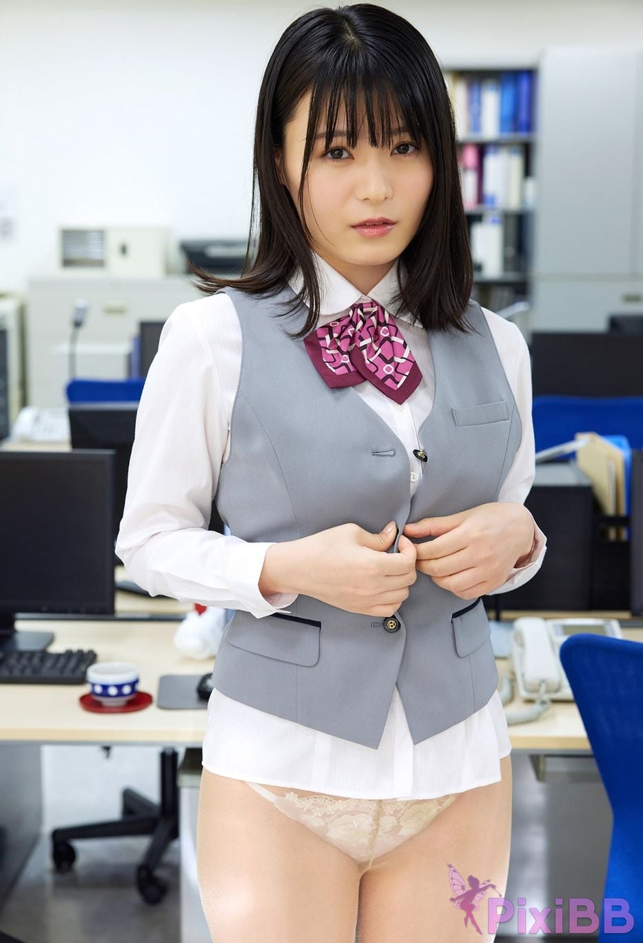 Japanese Idol Mizuki Hoshina Released gravure photo book Do you have any trouble PixiBB.COM 011