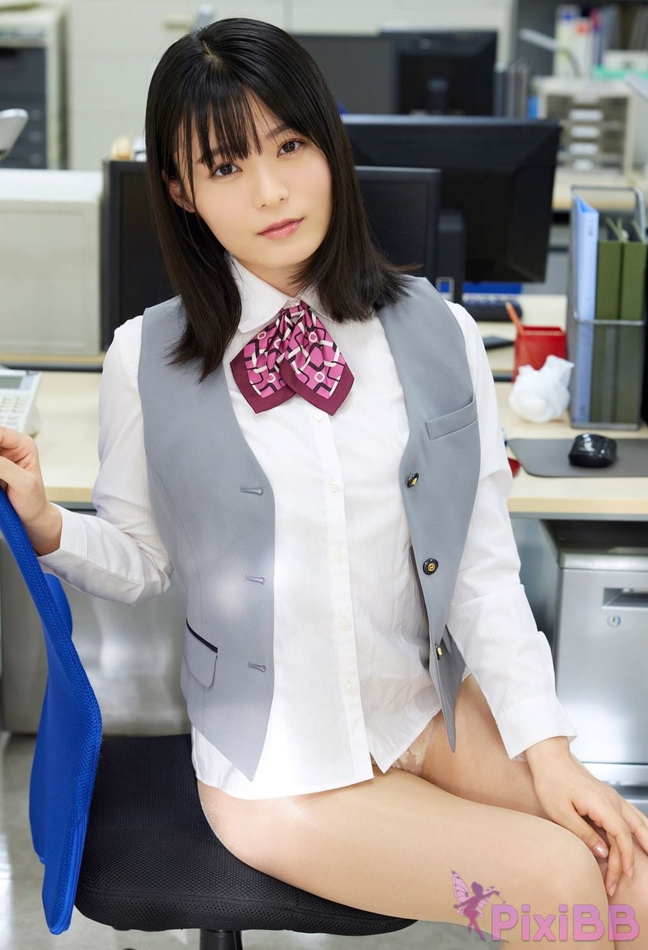 Japanese Idol Mizuki Hoshina Released gravure photo book Do you have any trouble PixiBB.COM 015