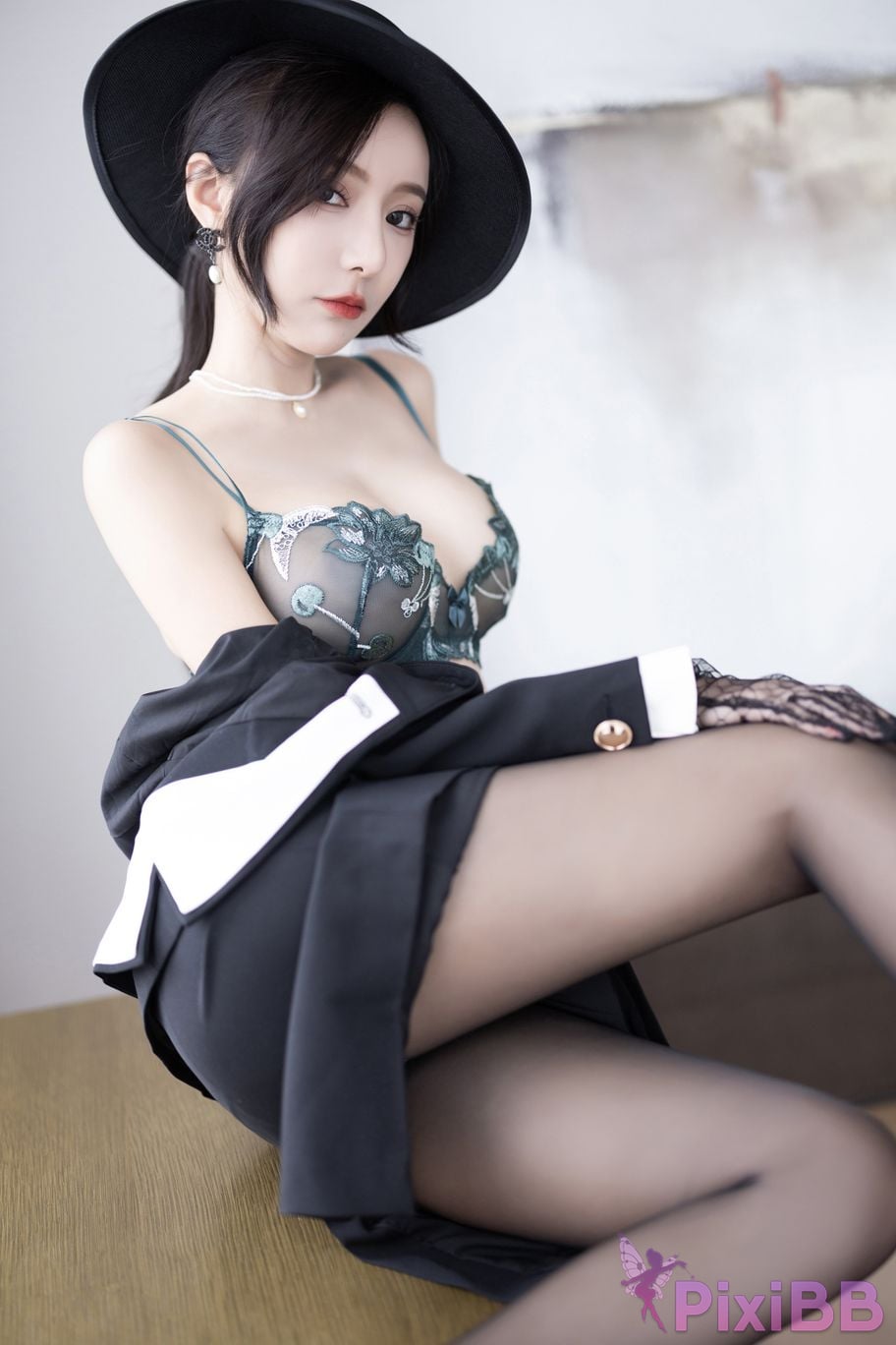 No watermark for in app purchases Wang Xinyao Yanni Retro black suit PixiBB.COM 023
