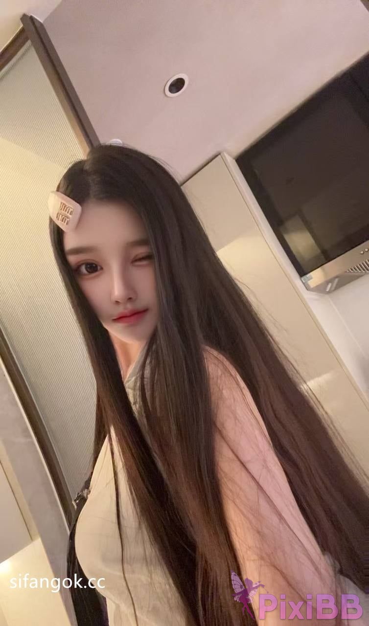 OtherXXX little lady Guangzhou Tianhe Xiancun model and gold host view welfare PixiBB.COM 084
