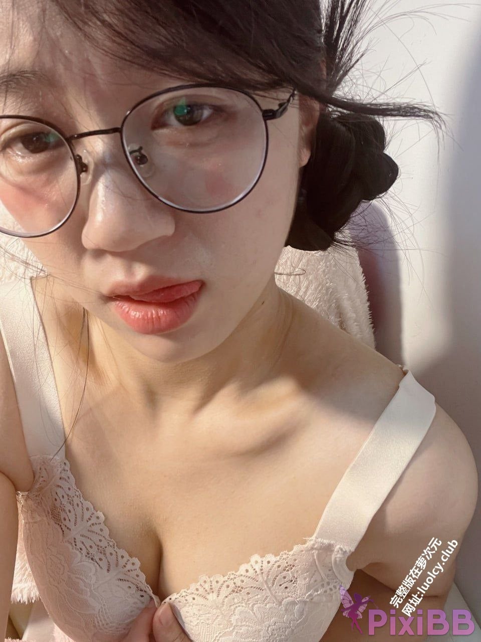 OtherXXX Xiaomian Admiral Welfare B Standing contrast glasses girl Member customized sexy temptations PixiBB.COM 066