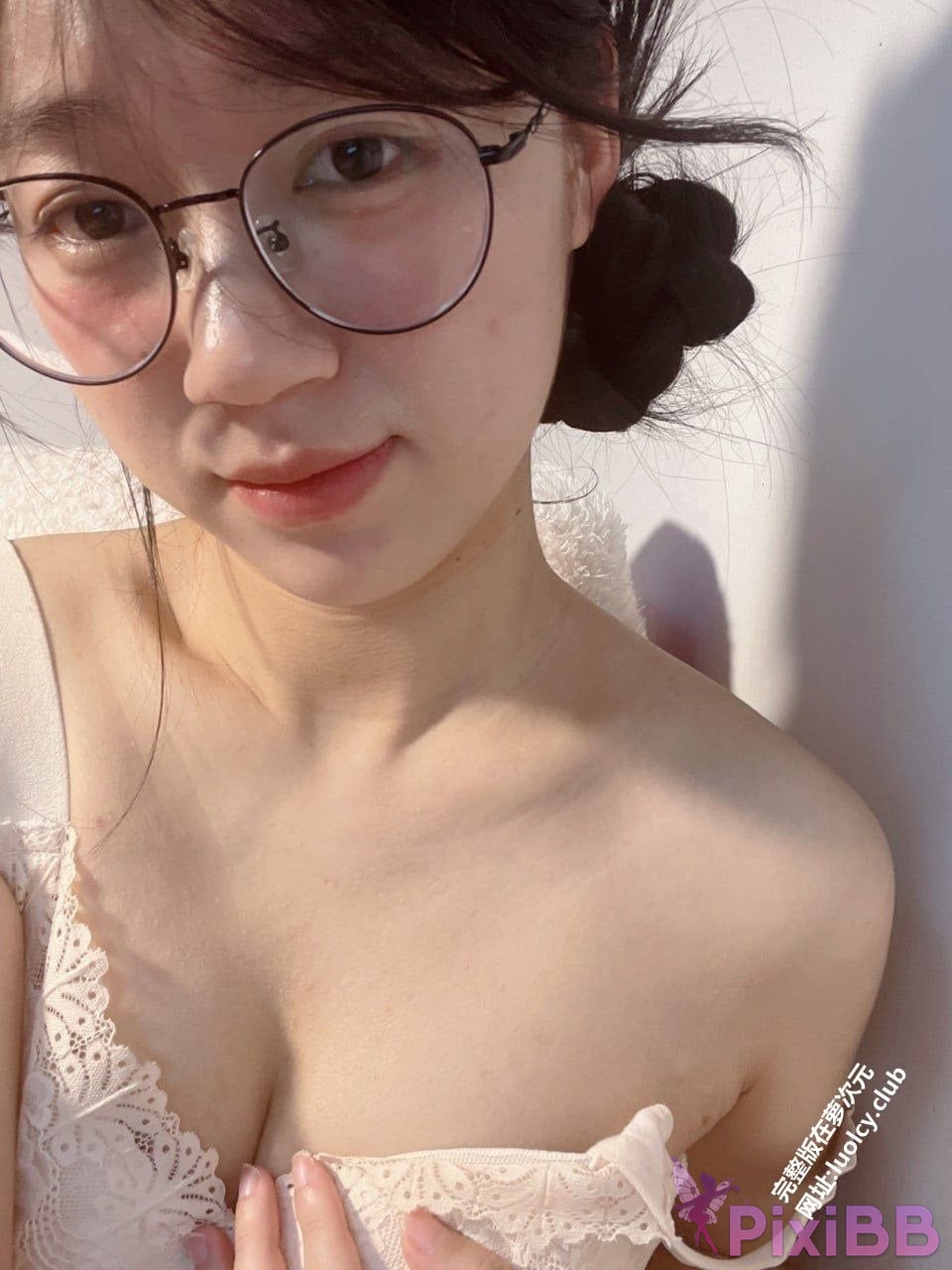 OtherXXX Xiaomian Admiral Welfare B Standing contrast glasses girl Member customized sexy temptations PixiBB.COM 069