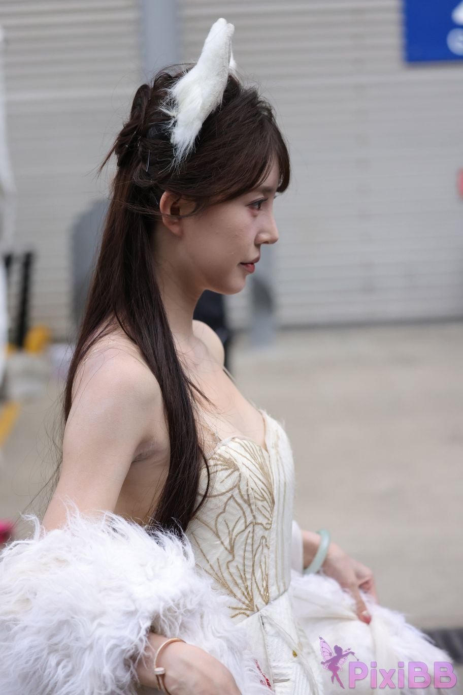 Featured Street Photography Works No.5825 sweet white dress PixiBB.COM 251