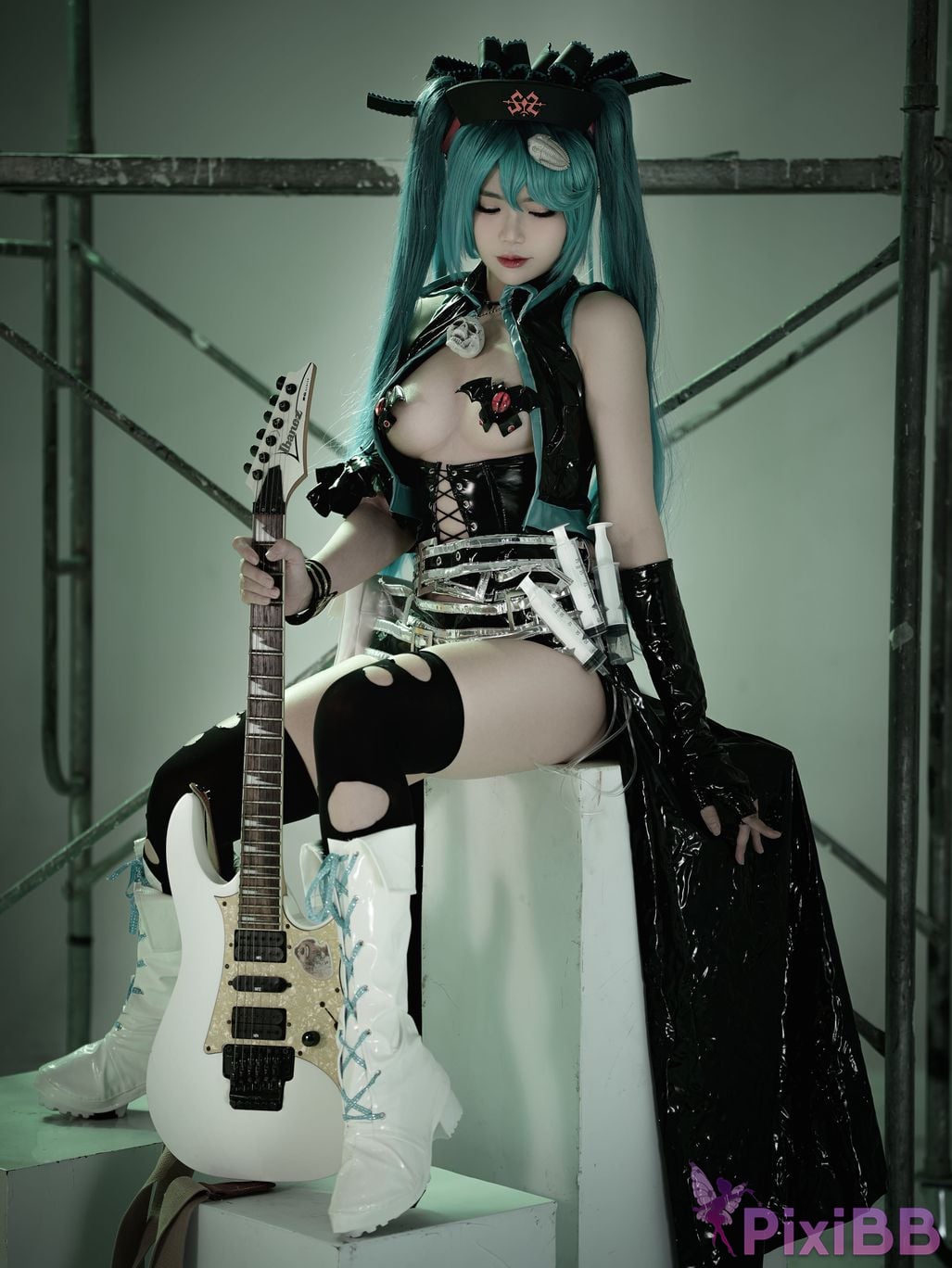 Coser ZinieQ Calne Ca PixiBB.COM 012