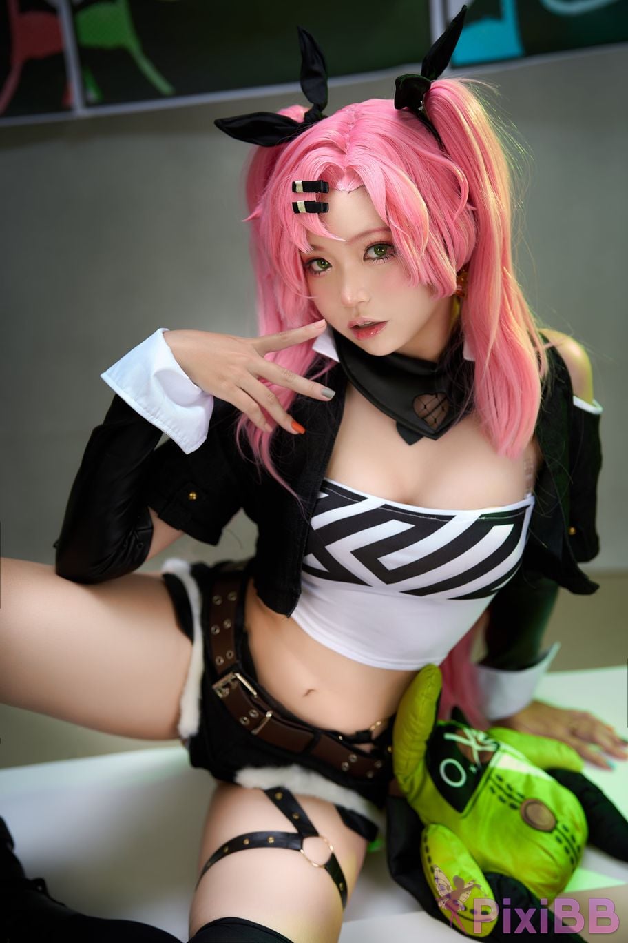 Coser ZinieQ Nicole Zenless Zone Zero PixiBB.COM 004