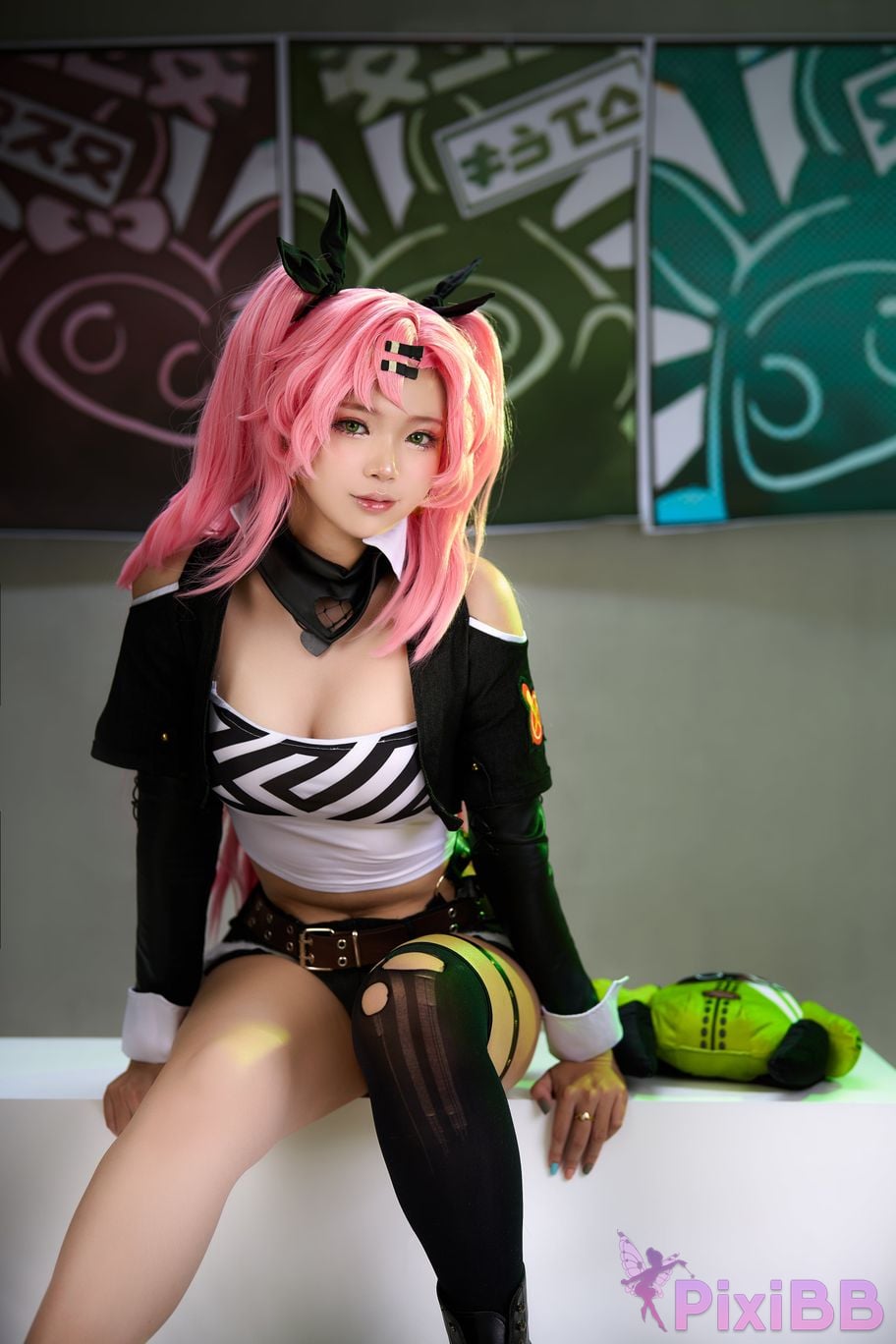 Coser ZinieQ Nicole Zenless Zone Zero PixiBB.COM 002