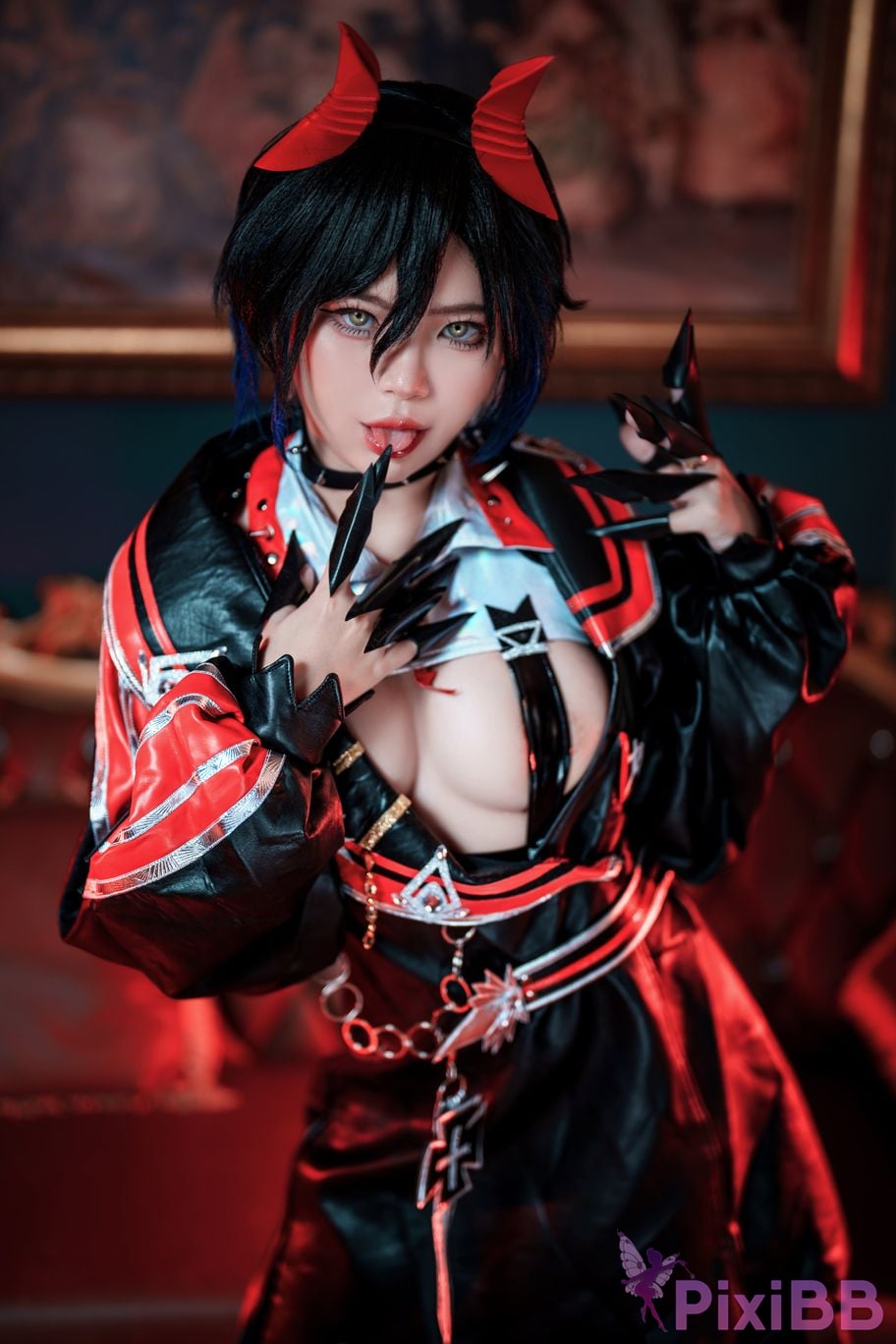 Coser ZinieQ Ulrich von Hutten Azur Lane PixiBB.COM 002