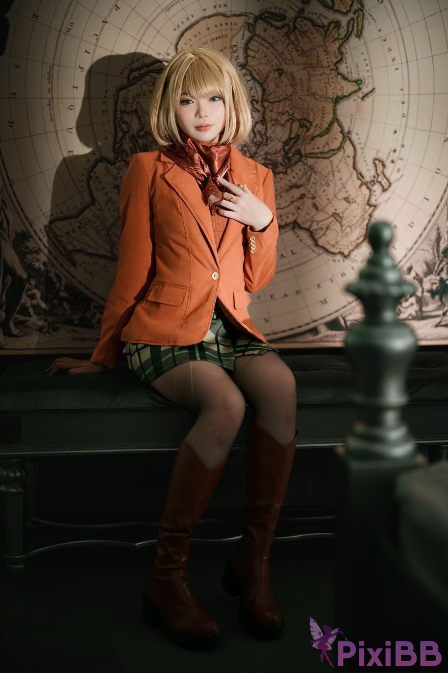Coser ZinieQ Ashley Resident Evil 4 PixiBB.COM 001