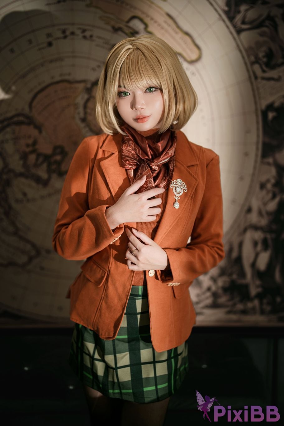 Coser ZinieQ Ashley Resident Evil 4 PixiBB.COM 003