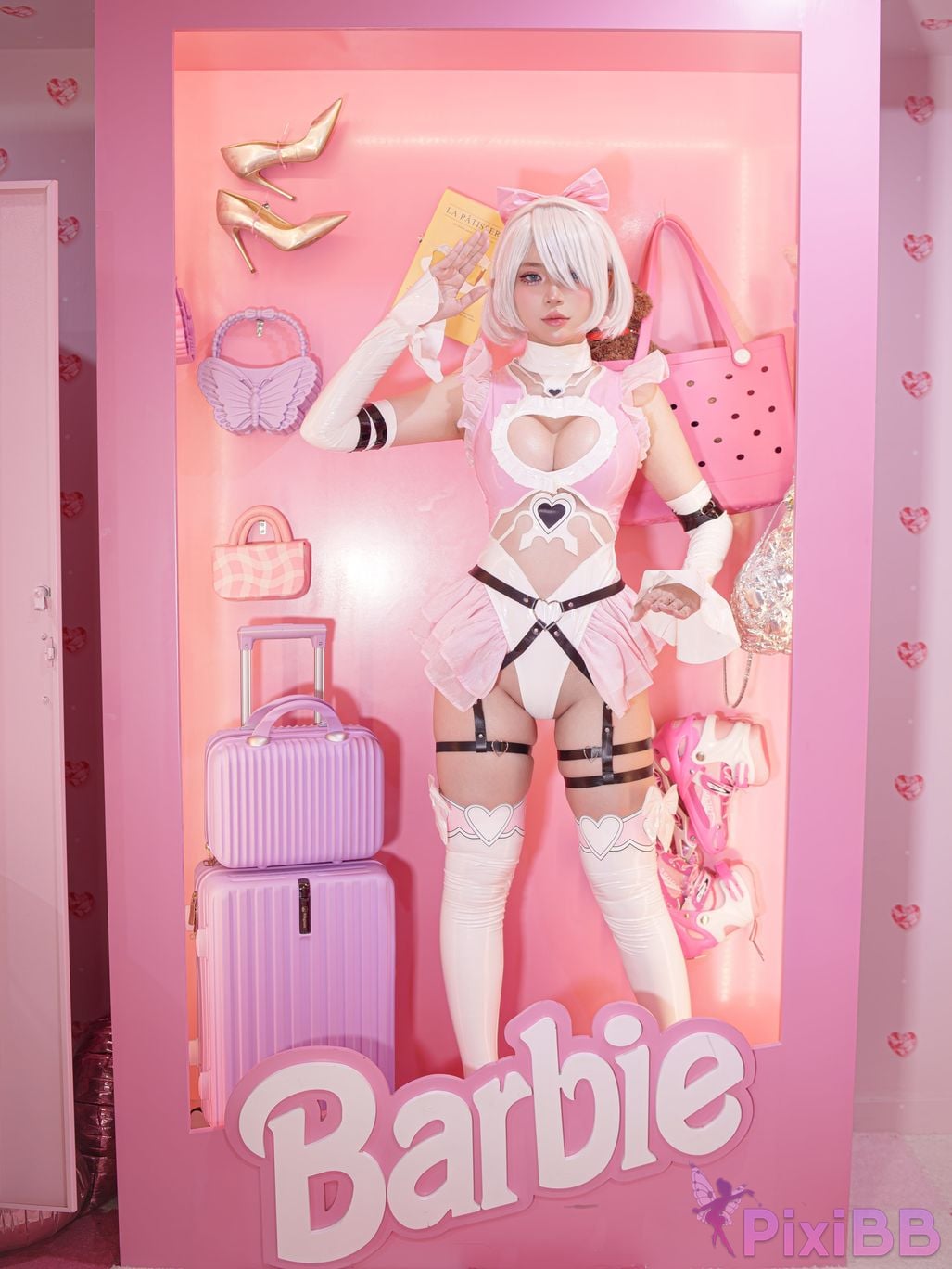 Coser ZinieQ 2B Barbie PixiBB.COM 001