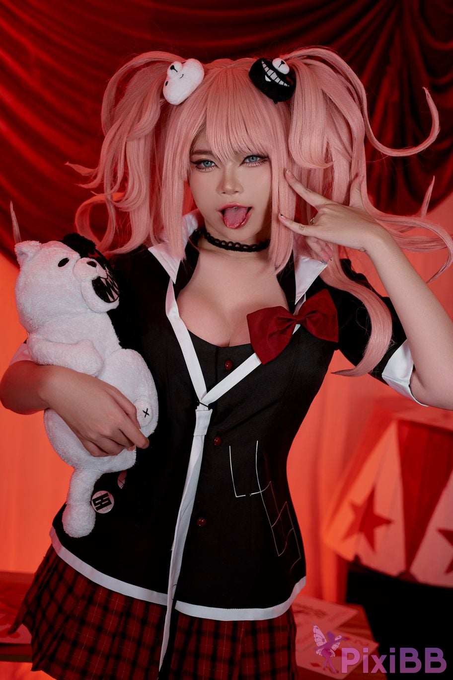 Coser ZinieQ Junko Danganronpa PixiBB.COM 014