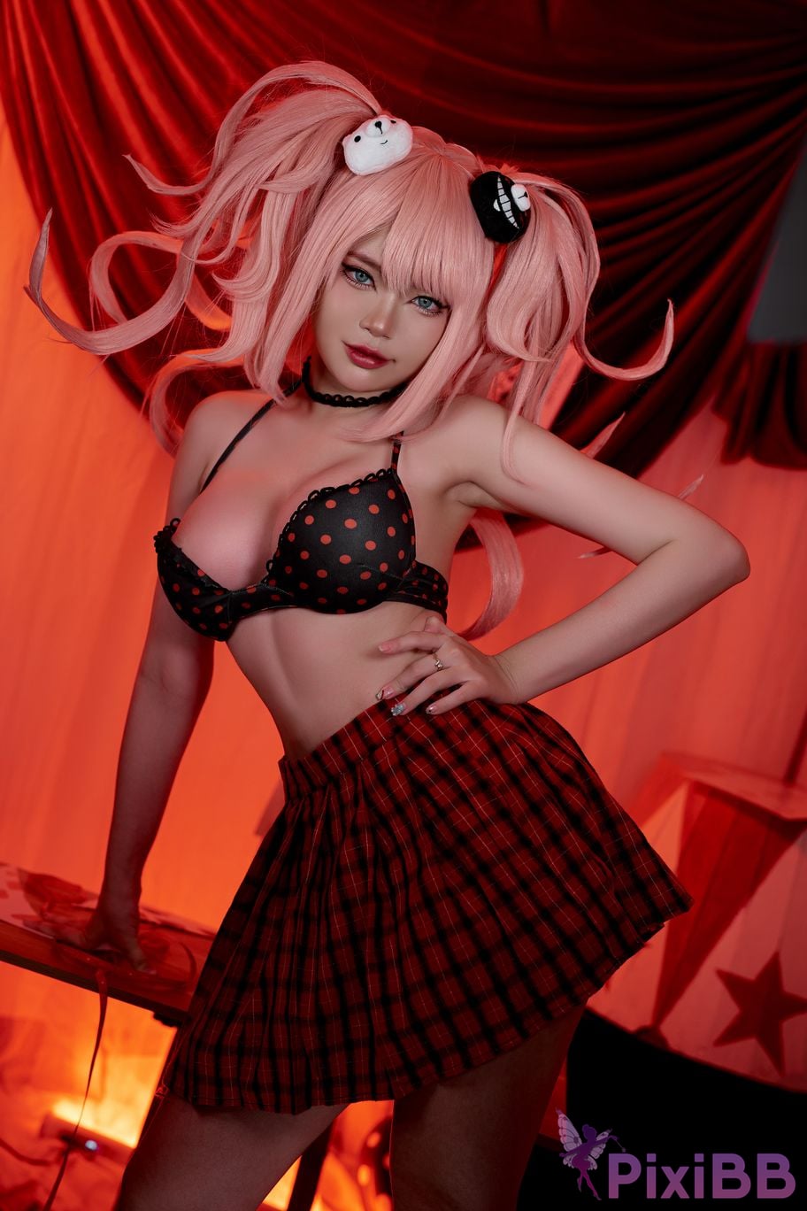Coser ZinieQ Junko Danganronpa PixiBB.COM 020