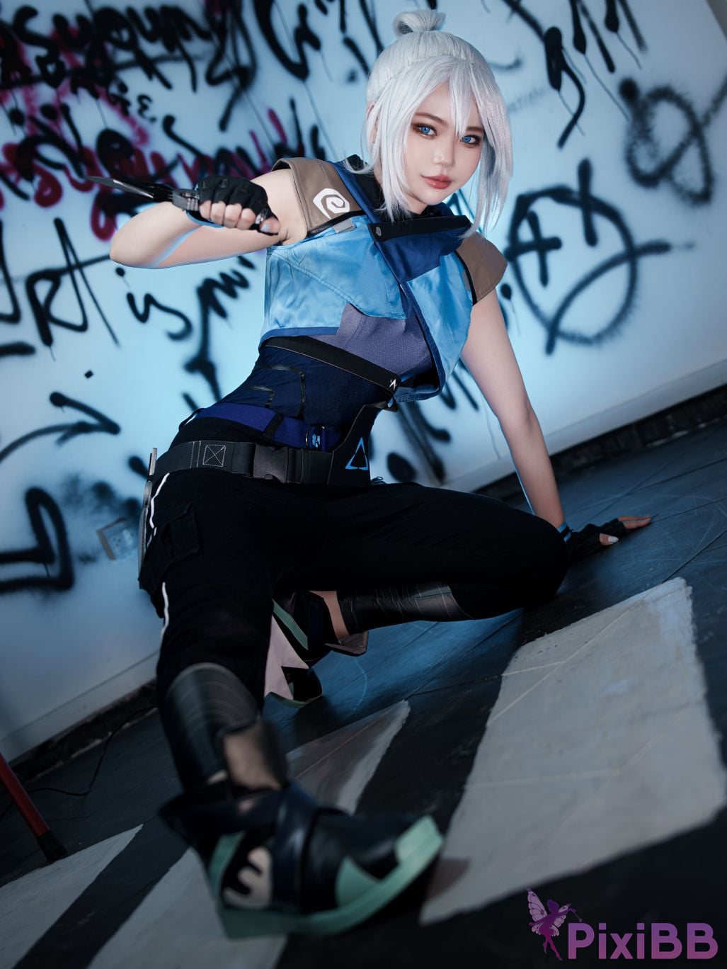 Coser ZinieQ Jett Valorant PixiBB.COM 013