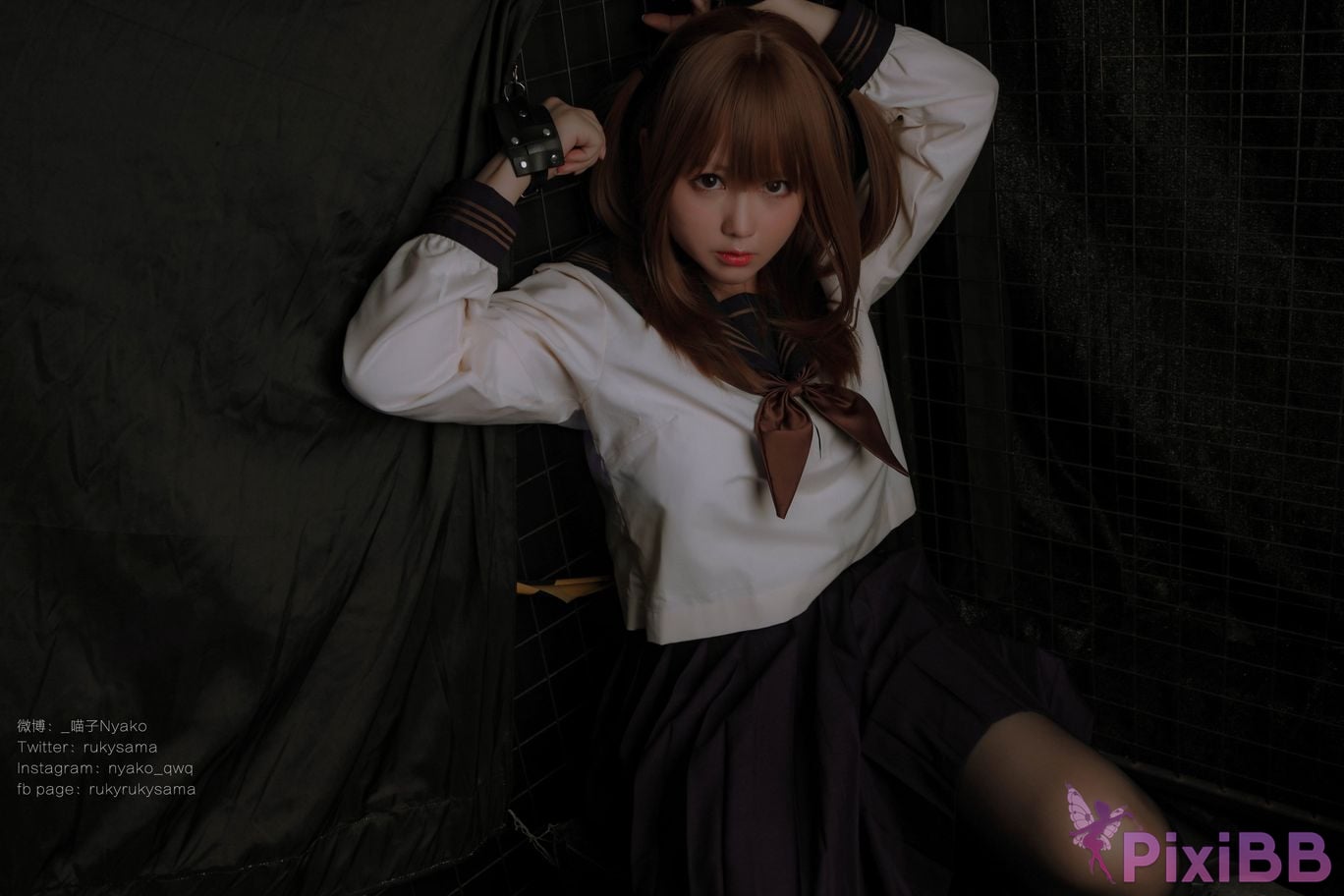 Coser Nyako PixiBB.COM 065
