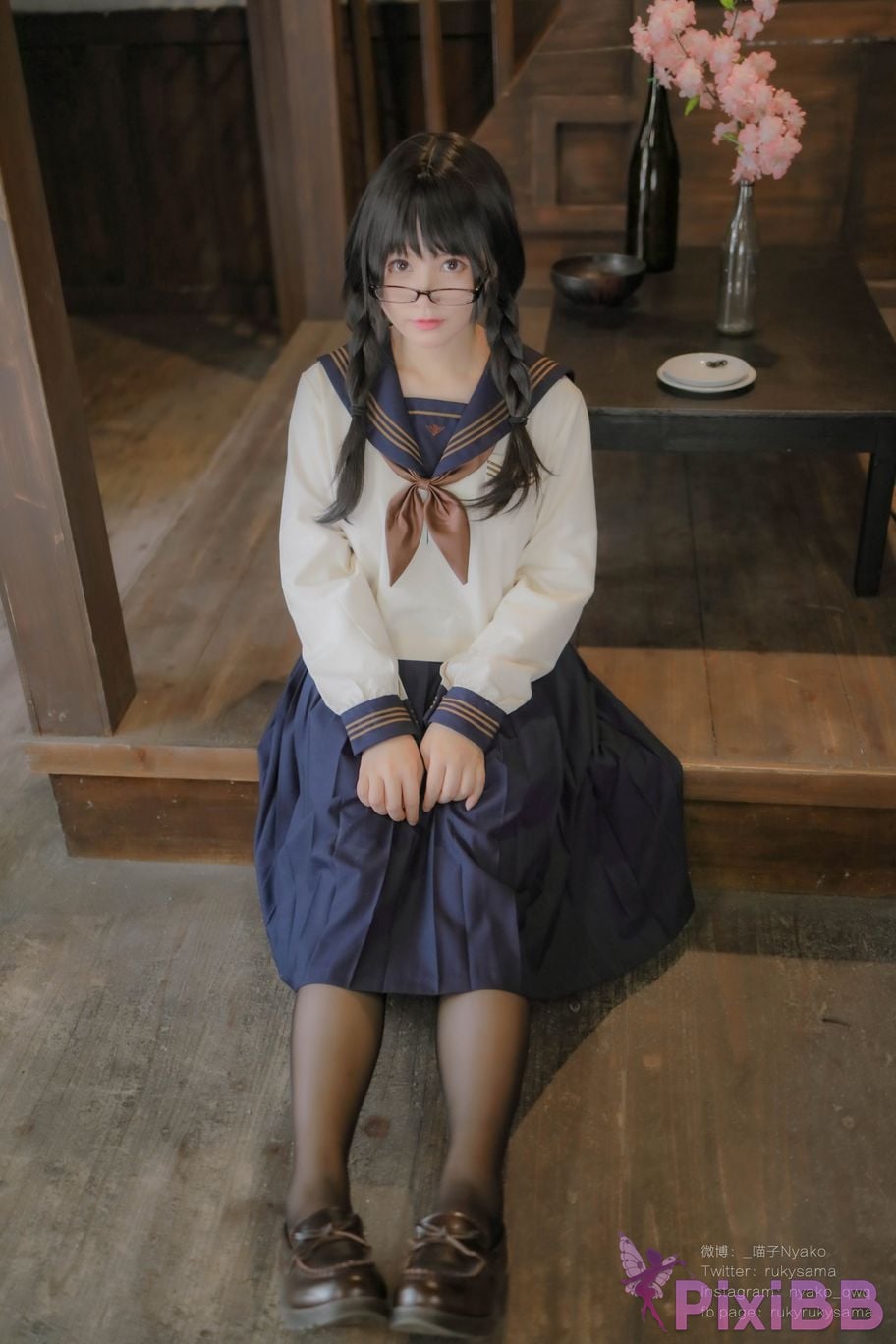 Coser Nyako PixiBB.COM 095