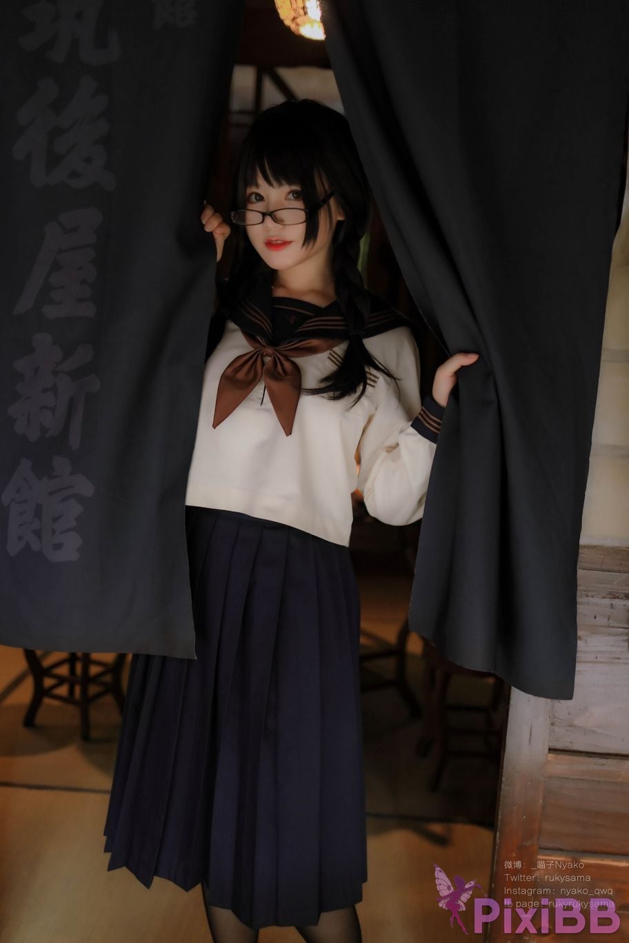 Coser Nyako PixiBB.COM 108