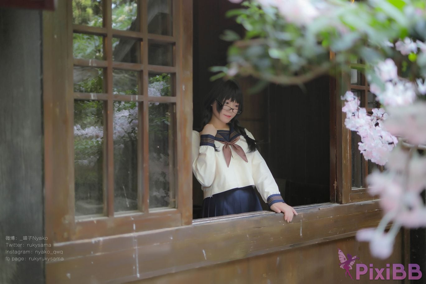 Coser Nyako PixiBB.COM 127