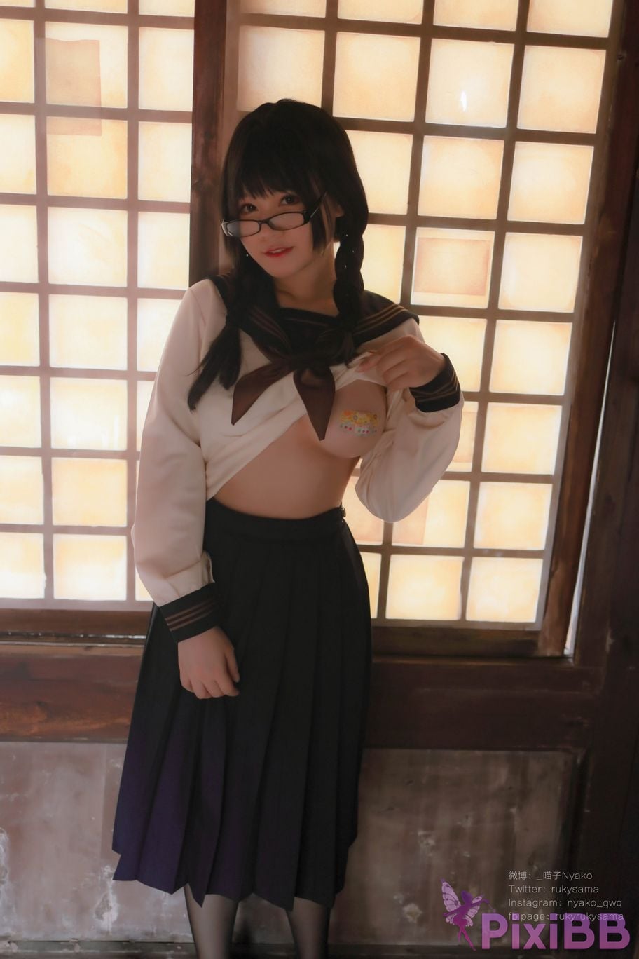 Coser Nyako PixiBB.COM 144