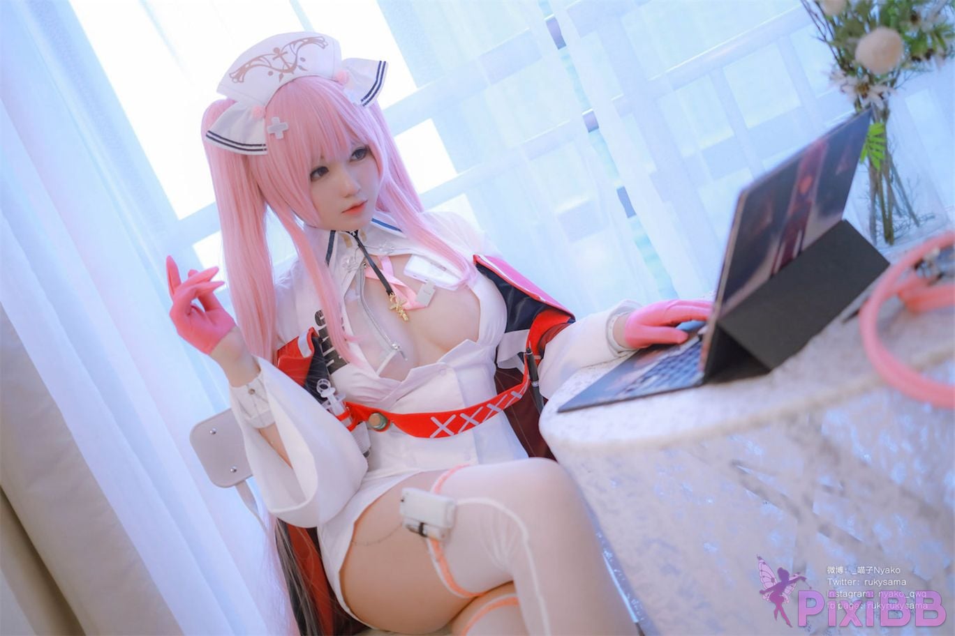 Coser Nyako PixiBB.COM 010