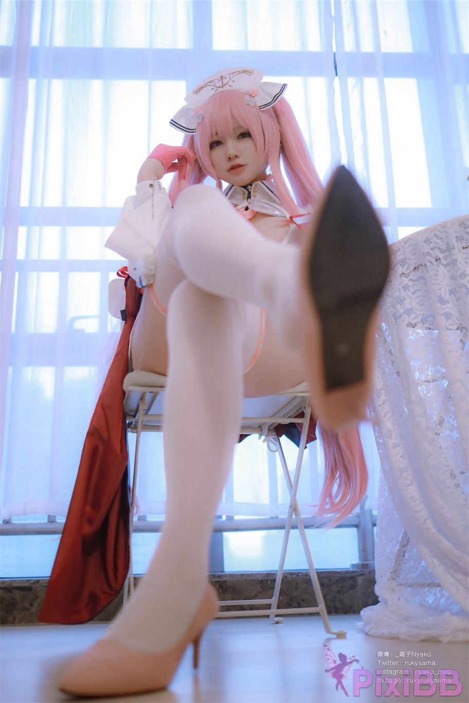 Coser Nyako PixiBB.COM 013