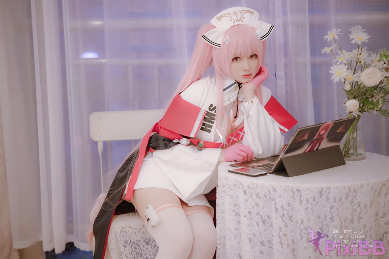 Coser Nyako PixiBB.COM 014