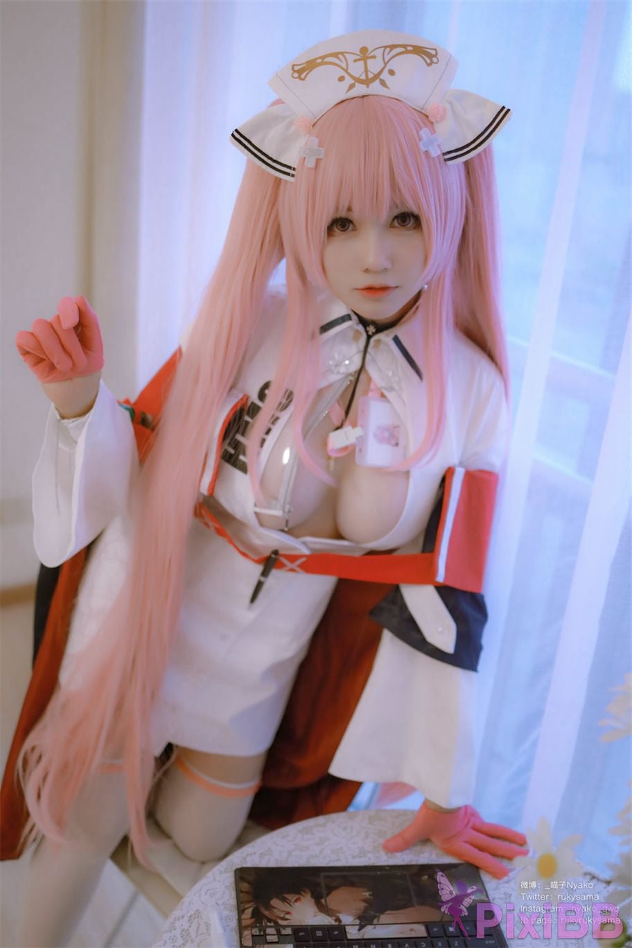 Coser Nyako PixiBB.COM 022
