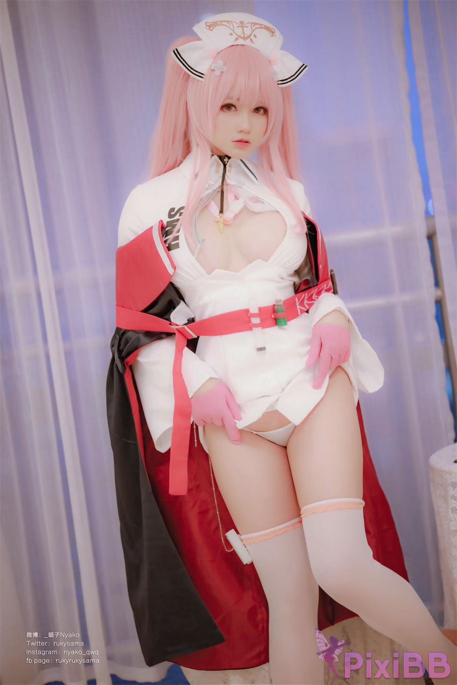 Coser Nyako PixiBB.COM 052