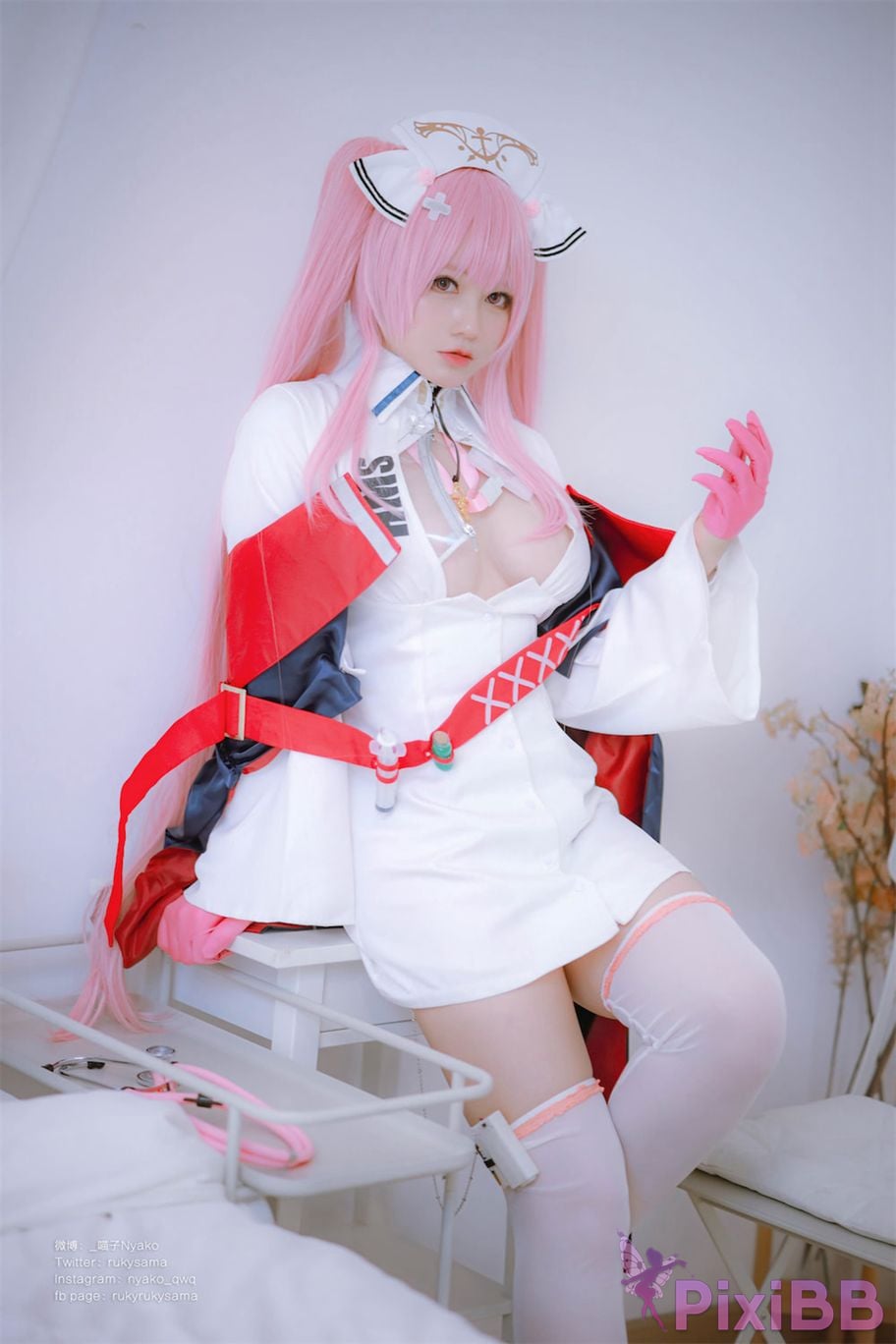 Coser Nyako PixiBB.COM 053