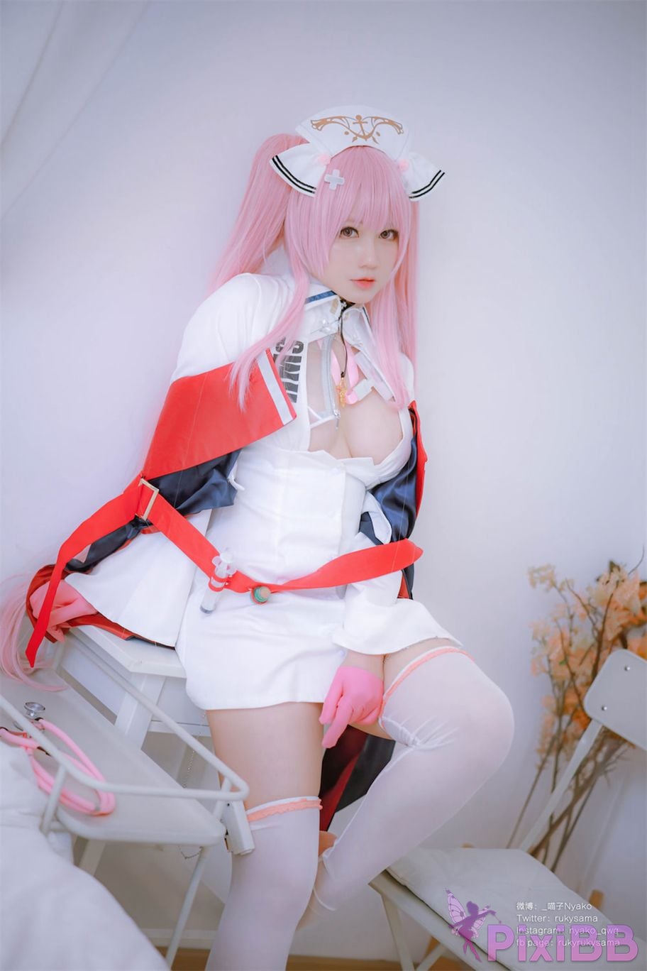 Coser Nyako PixiBB.COM 054