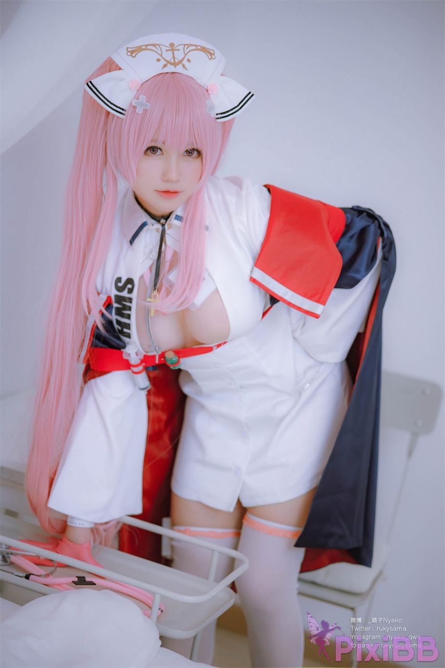Coser Nyako PixiBB.COM 057