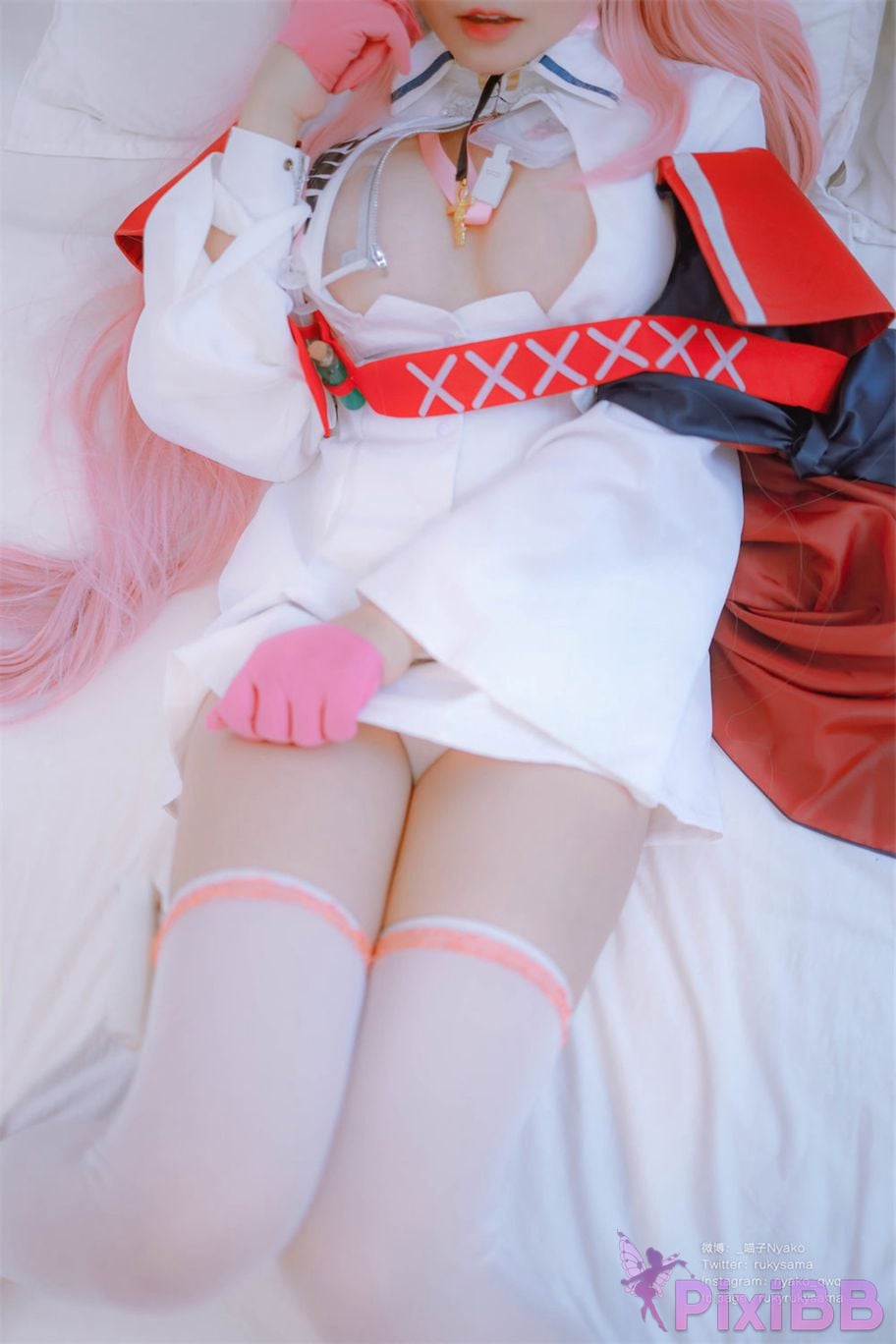 Coser Nyako PixiBB.COM 063