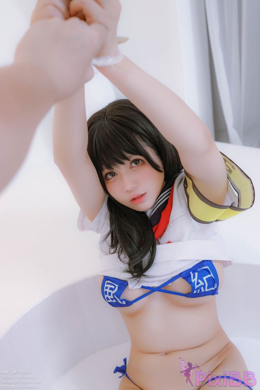 Coser Nyako PixiBB.COM 058