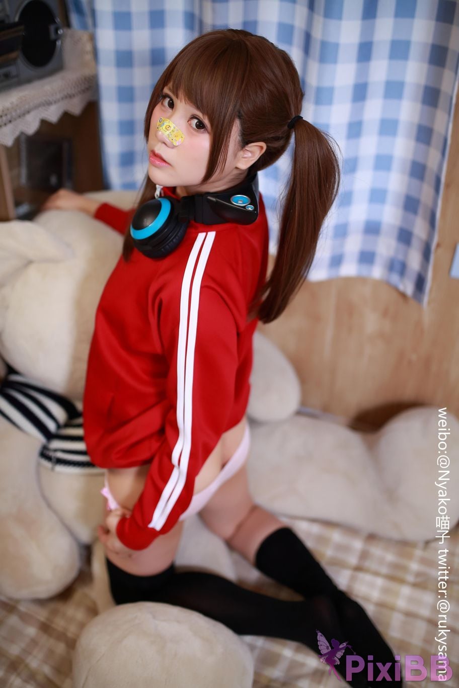 Coser Nyako PixiBB.COM 014.JPG