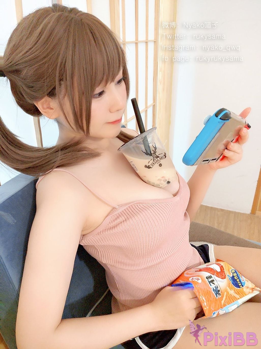 Coser Nyako PixiBB.COM 019.JPG