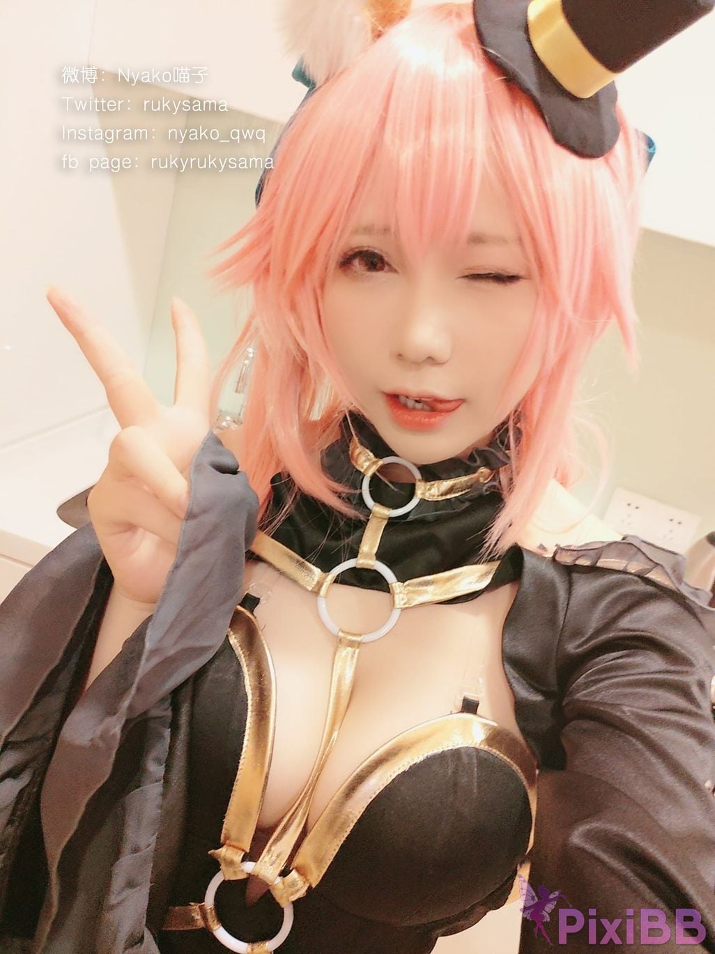 Coser Nyako PixiBB.COM 150.JPG