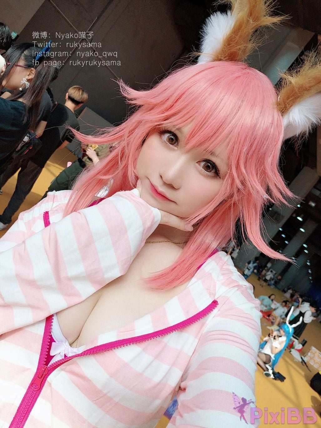 Coser Nyako PixiBB.COM 114.JPG