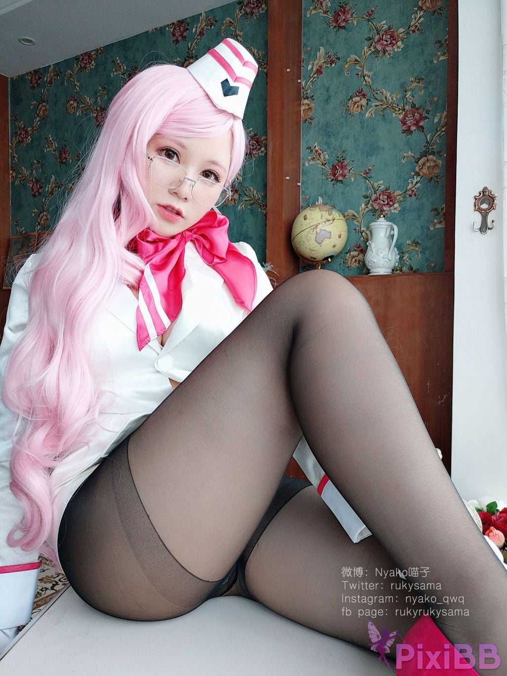 Coser Nyako PixiBB.COM 160.JPG