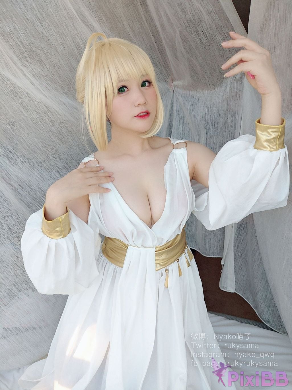 Coser Nyako PixiBB.COM 192.JPG