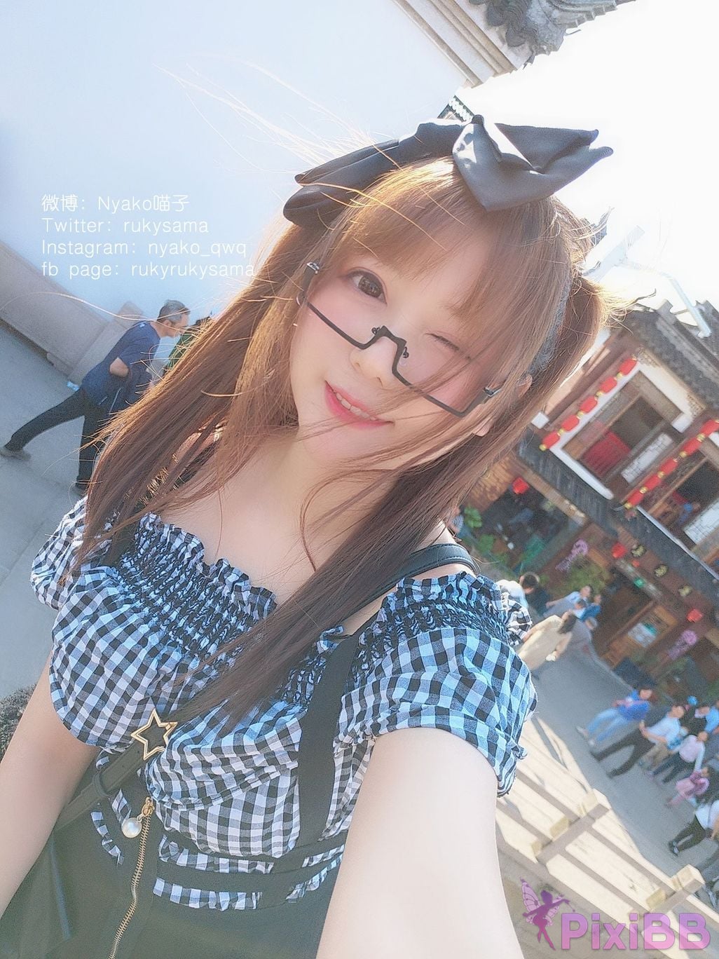 Coser Nyako PixiBB.COM 202.JPG