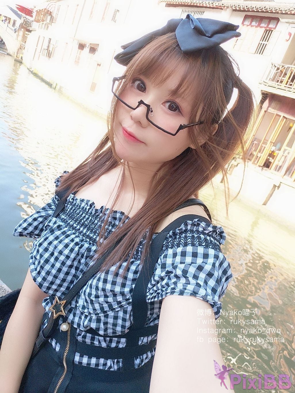 Coser Nyako PixiBB.COM 207.JPG