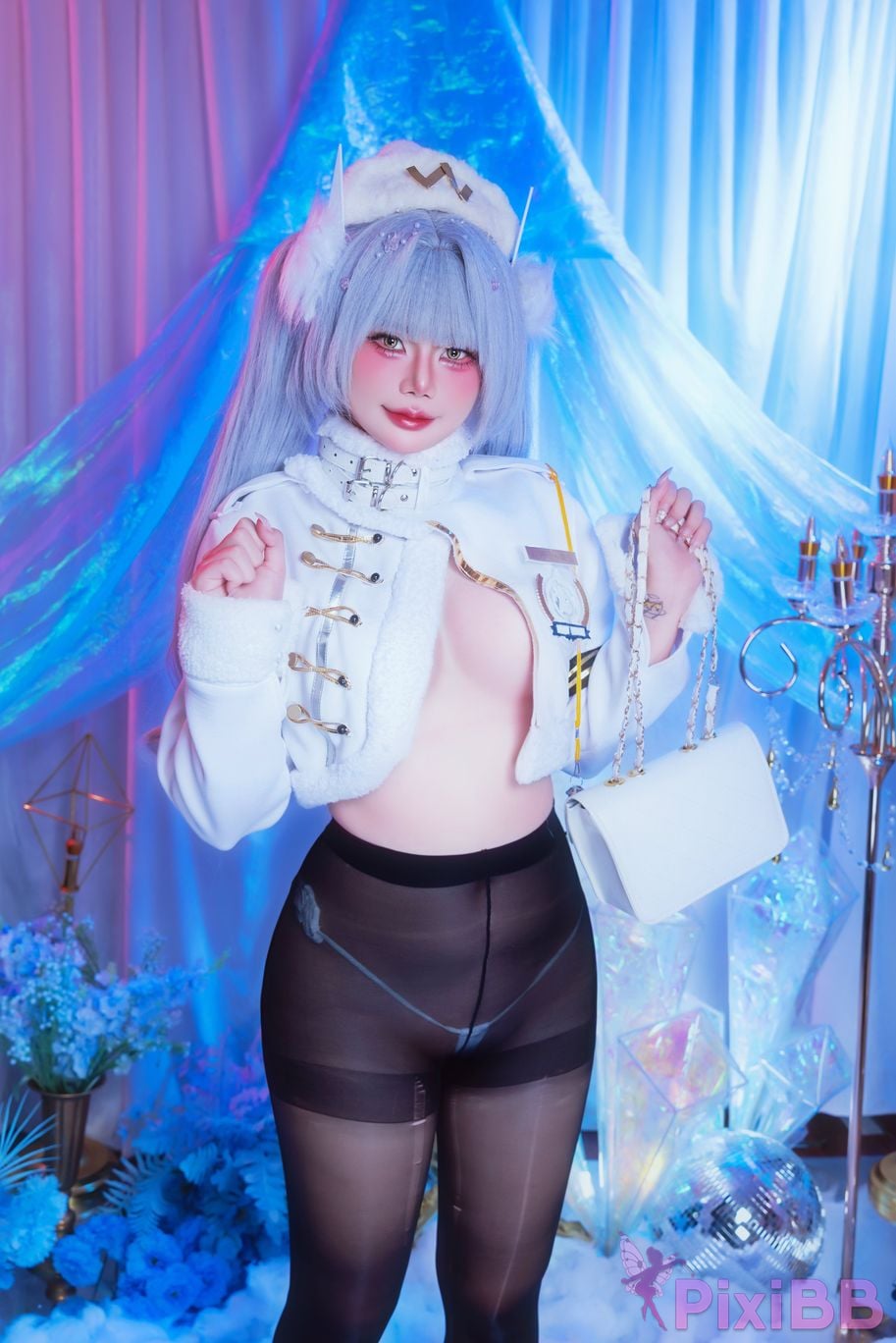 Cosplayer Miinmeow Blanc PixiBB.COM 001