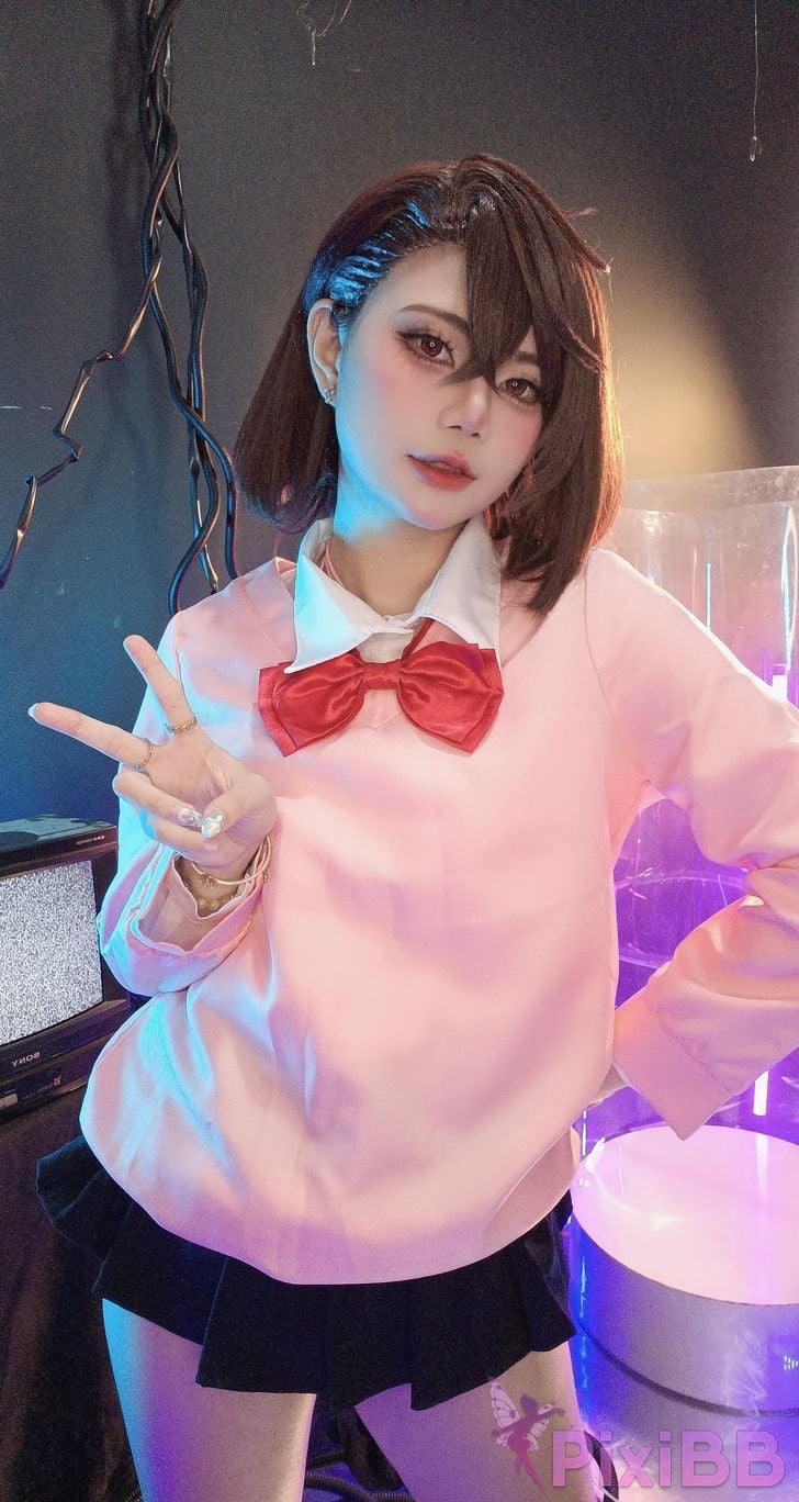 Cosplayer Miinmeow Momo PixiBB.COM 041