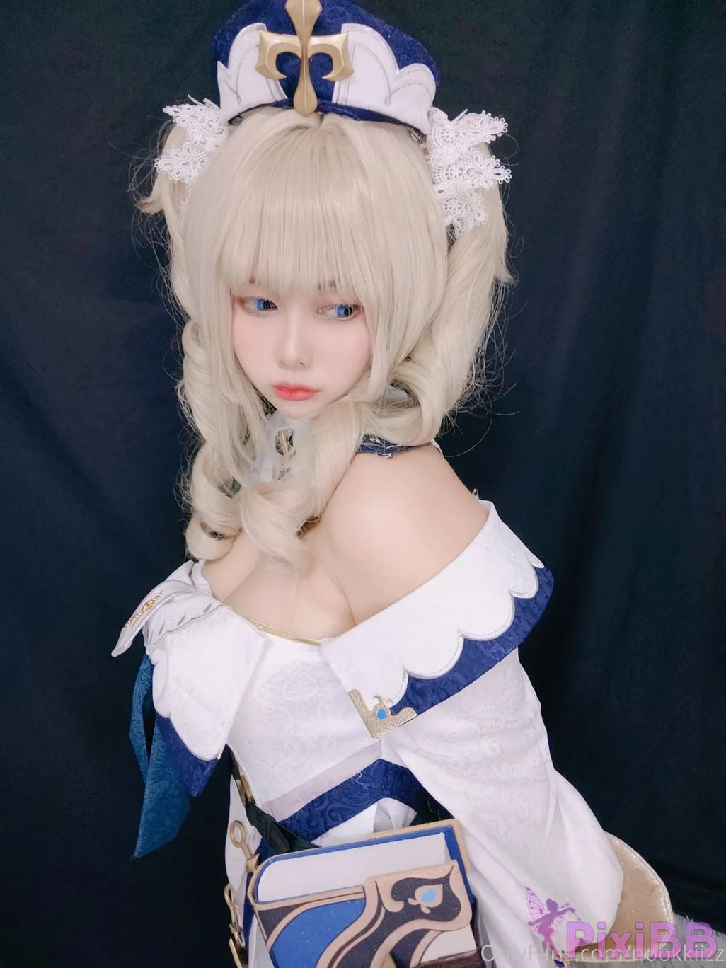 Cosplayer nookkizzcos Barbara PixiBB.COM 020