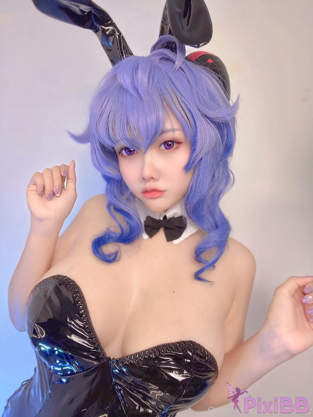Cosplayer nookkizzcos Bunny Ganyu PixiBB.COM 001